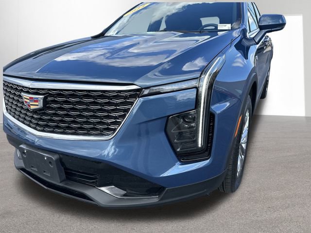 Used 2024 Cadillac XT4 Premium Luxury image 35