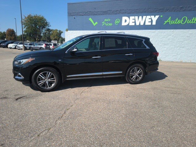 Used 2020 INFINITI QX60 Luxe w/ Essential Package image 2