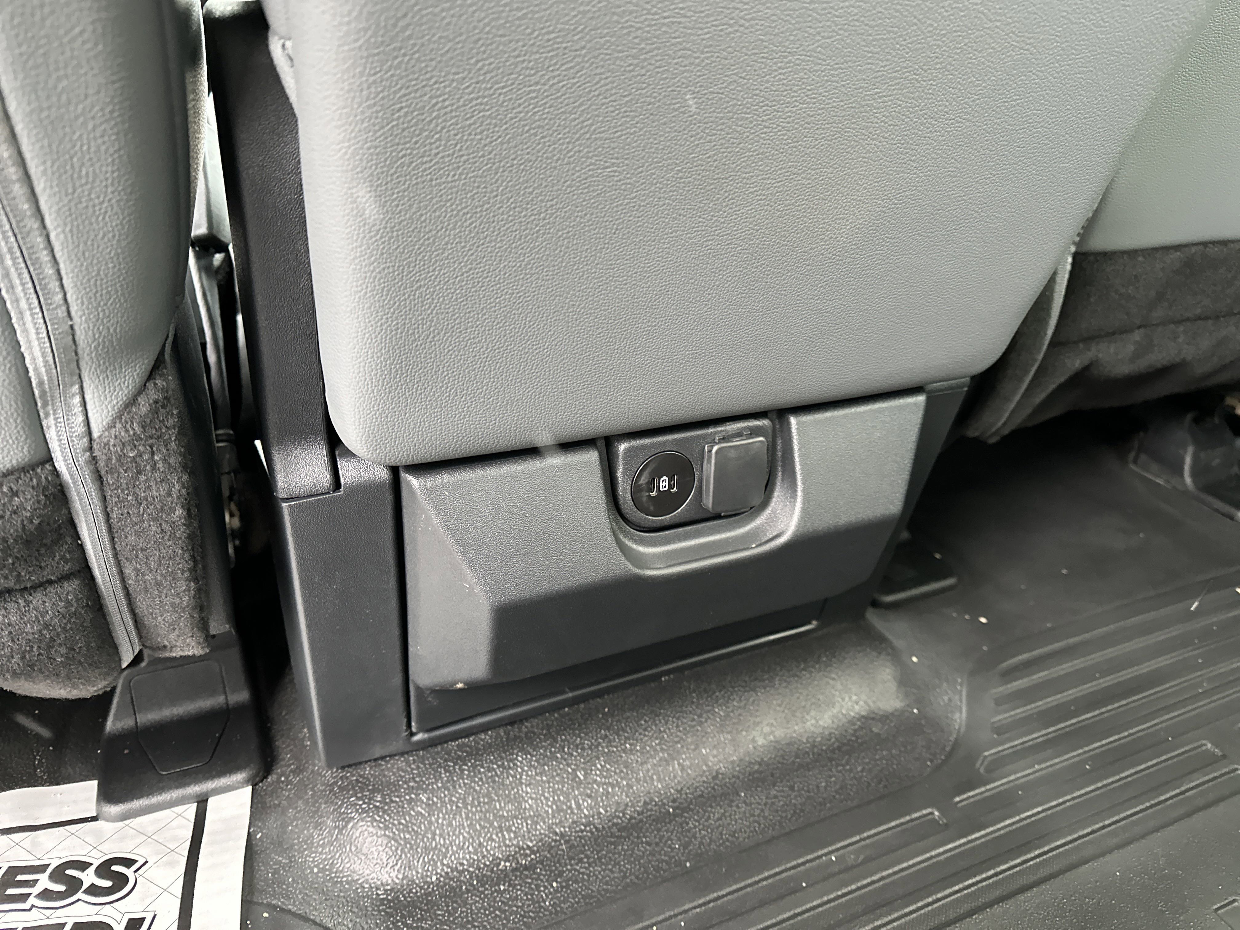 New 2024 Ford F350 XL w/ XL Chrome Package image 14