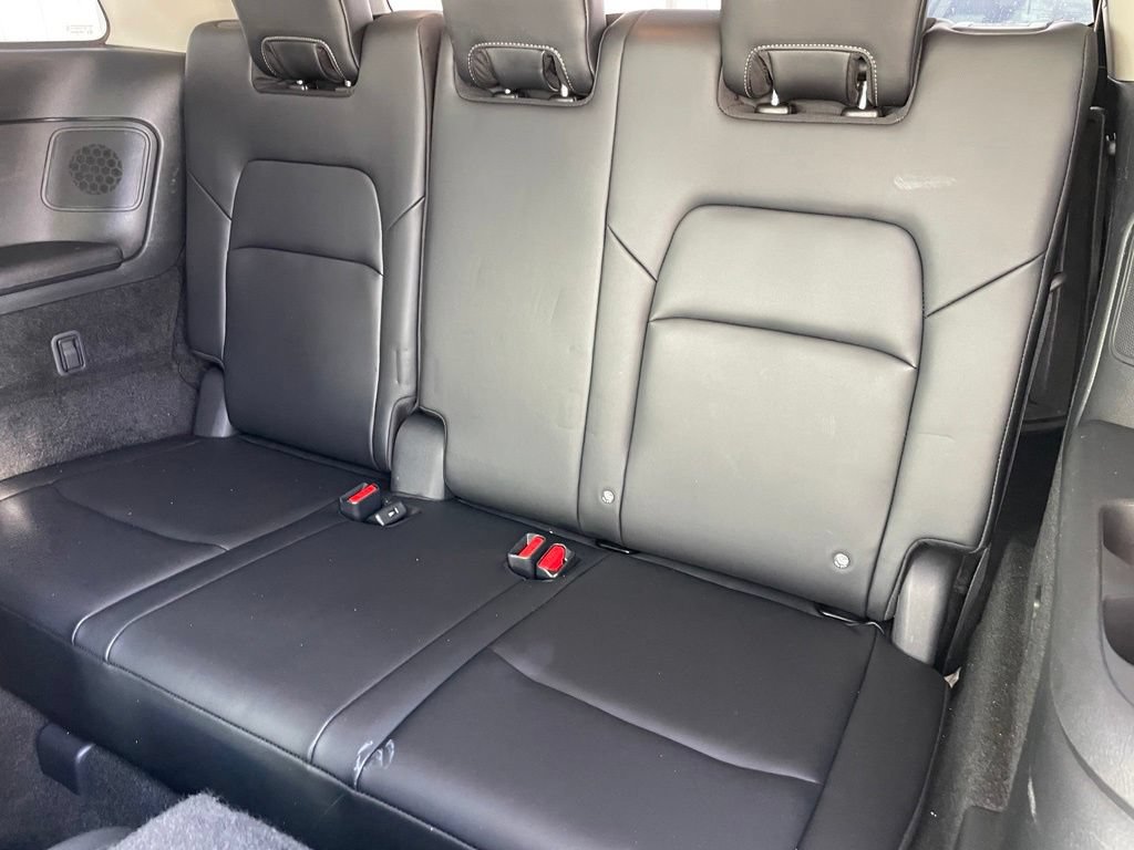 Certified 2023 Nissan Pathfinder Platinum w/ Cargo Package AWD/4WD image 10