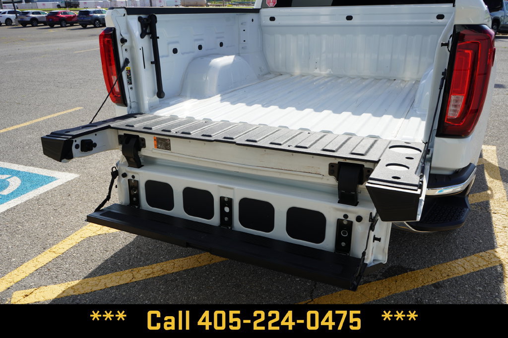 Used 2025 GMC Sierra 1500 SLT AWD/4WD image 19