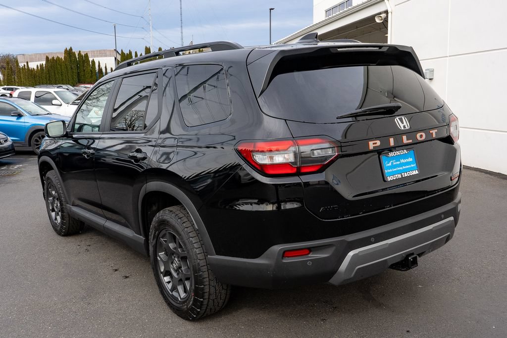 New 2026 Honda Pilot TrailSport image 8