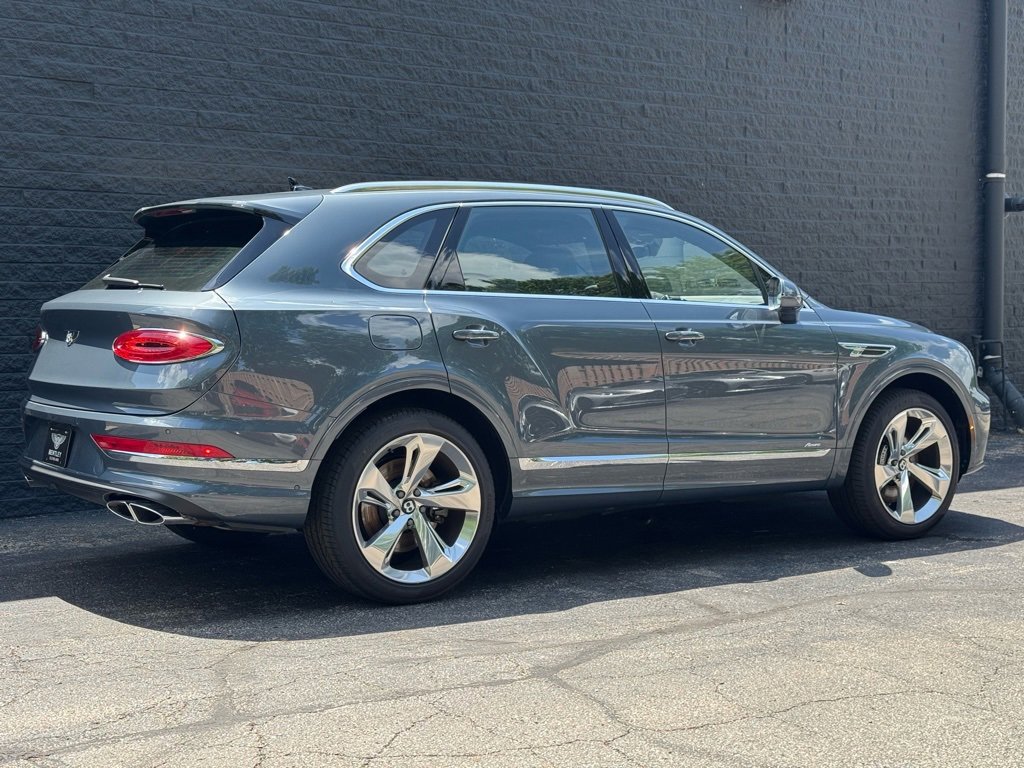 New 2025 Bentley Bentayga image 30
