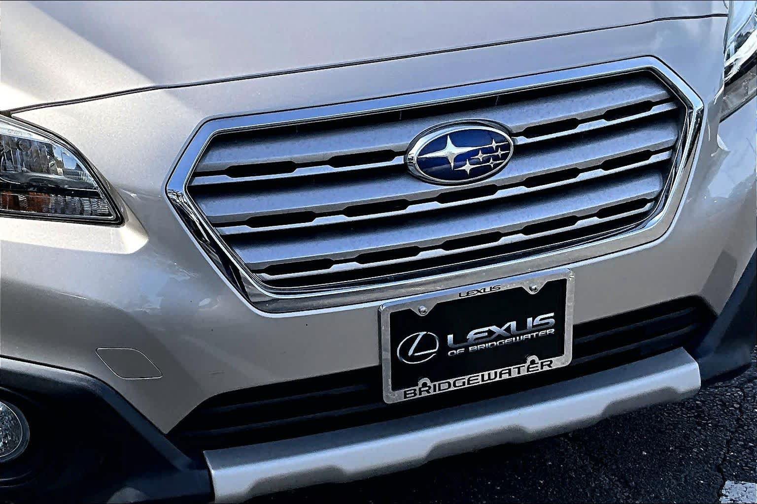 Used 2016 Subaru Outback 2.5i Limited AWD/4WD image 32