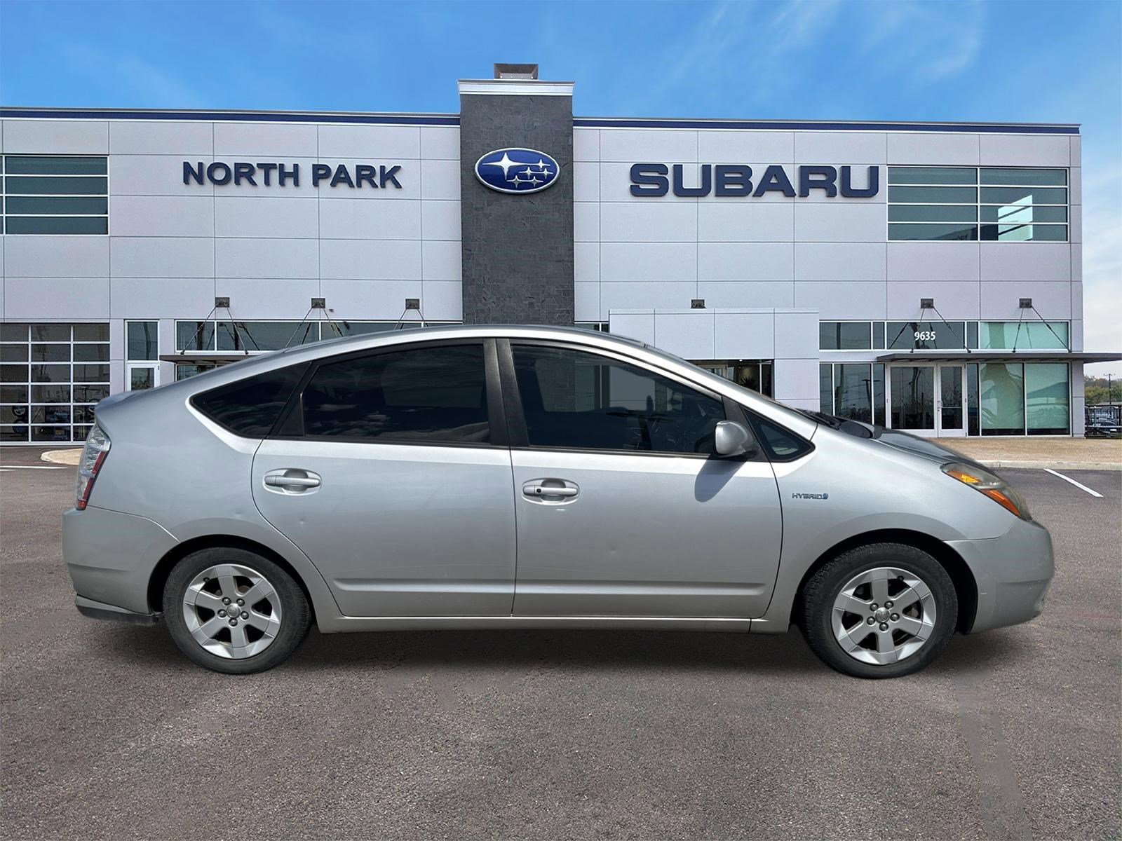 Used 2008 Toyota Prius FWD image 2