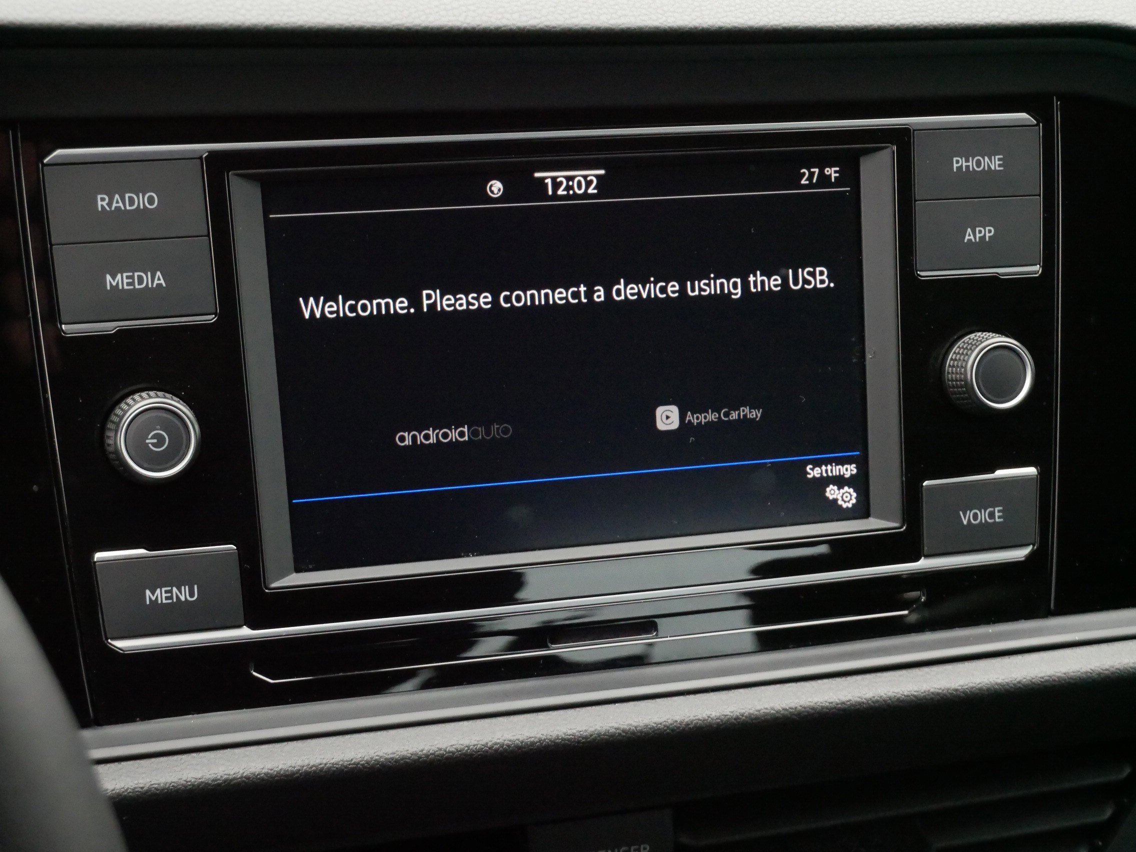 Certified 2024 Volkswagen Jetta S image 22