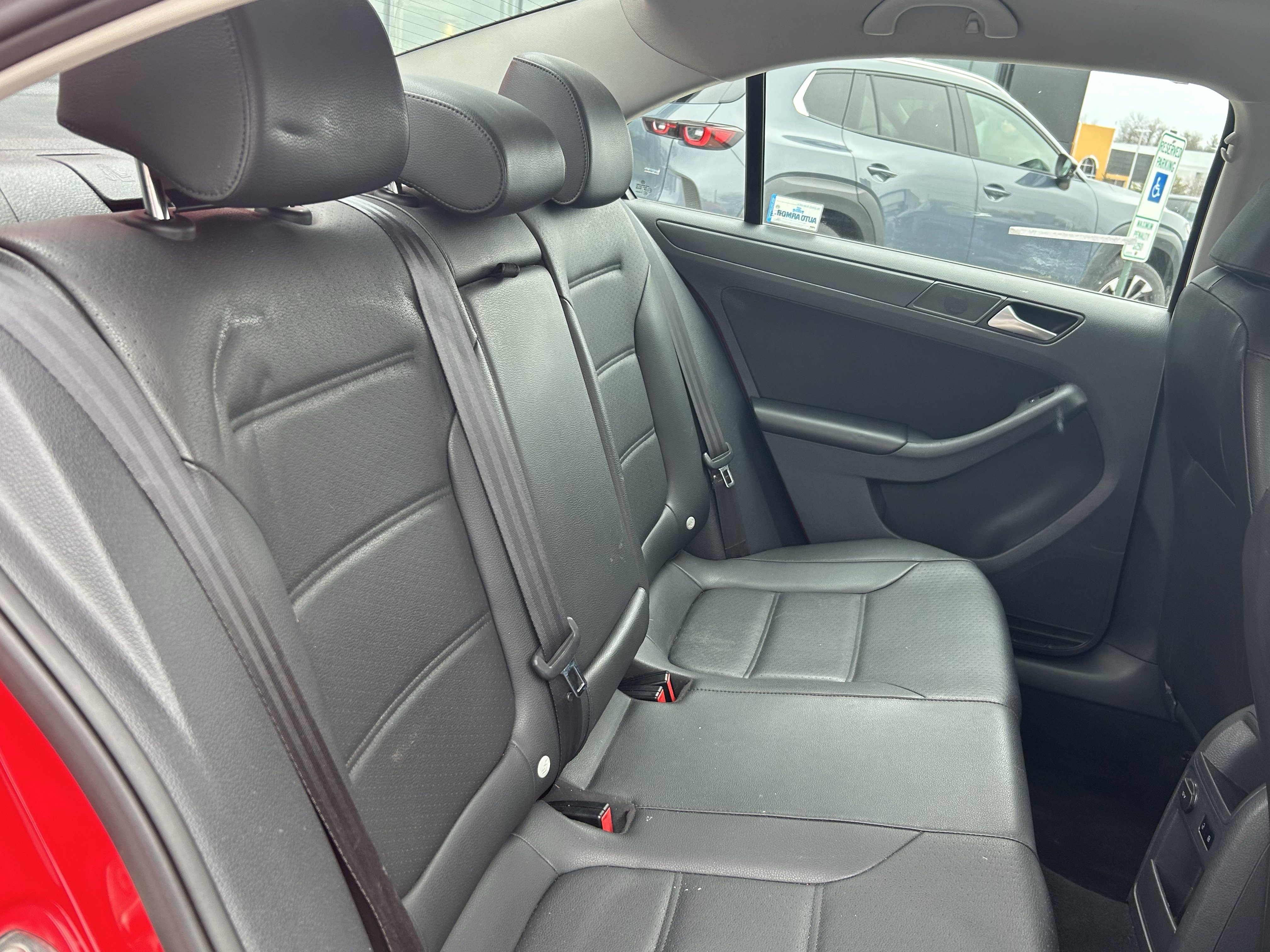 Used 2014 Volkswagen Jetta SE image 19