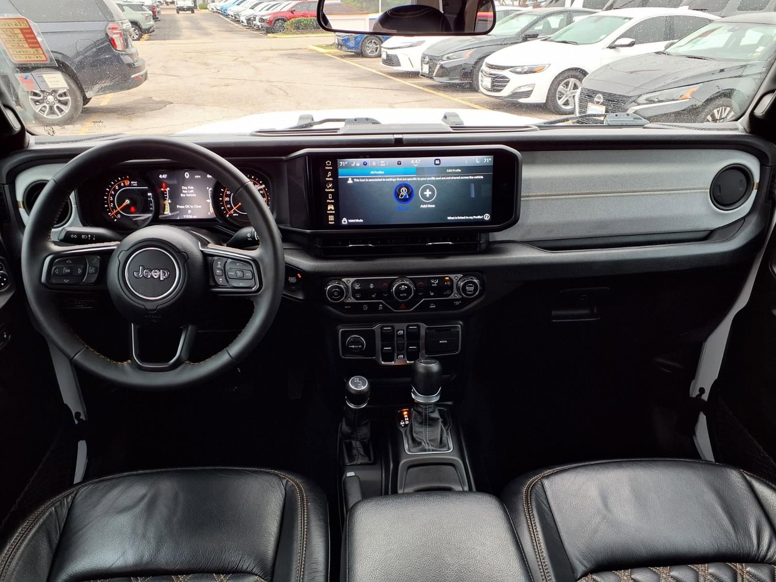 Used 2024 Jeep Gladiator Sport AWD/4WD image 3