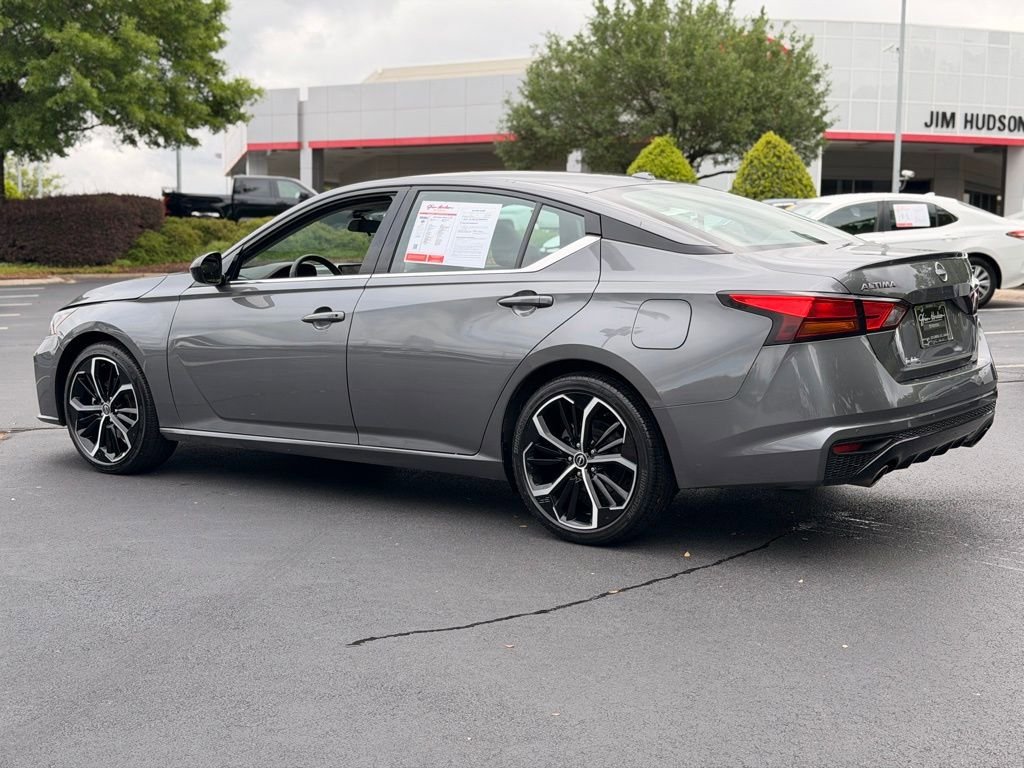 Used 2024 Nissan Altima 2.5 SR FWD image 11