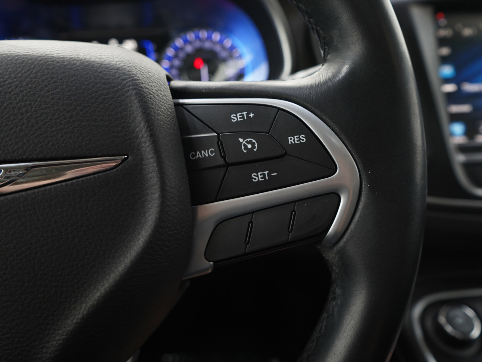 Used 2016 Chrysler 200 Limited w/ Anniversary Edition FWD image 22