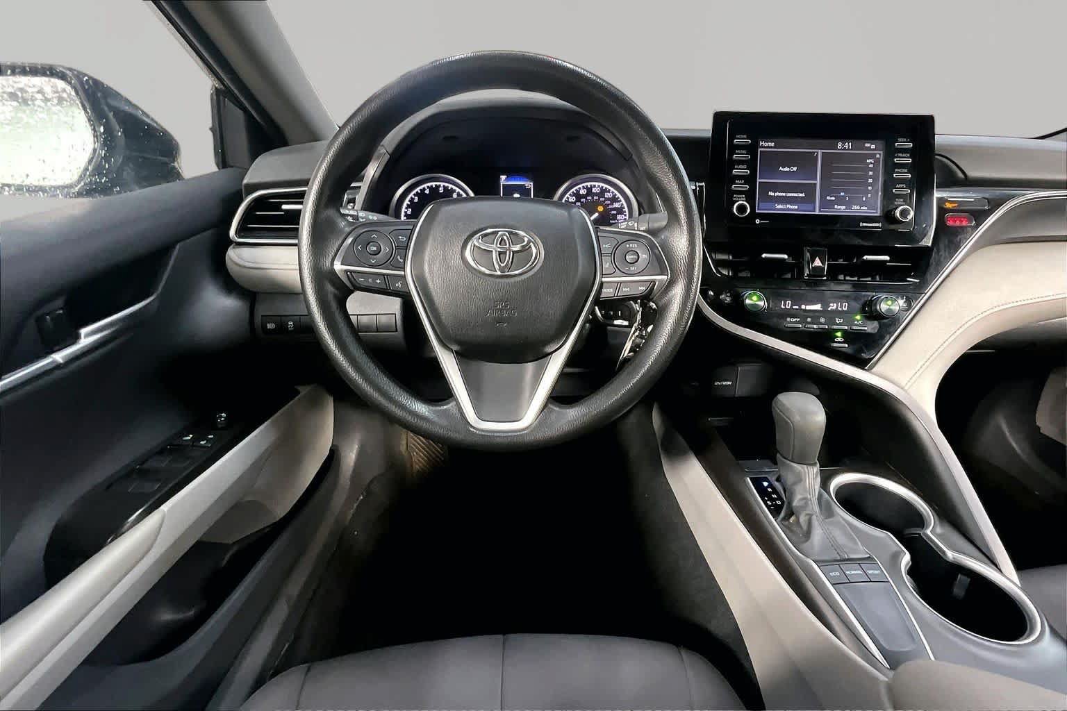 Used 2024 Toyota Camry LE FWD image 6