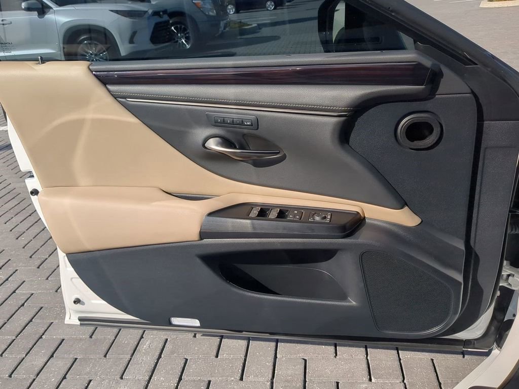 Used 2021 Lexus ES 350 w/ Premium Package image 31