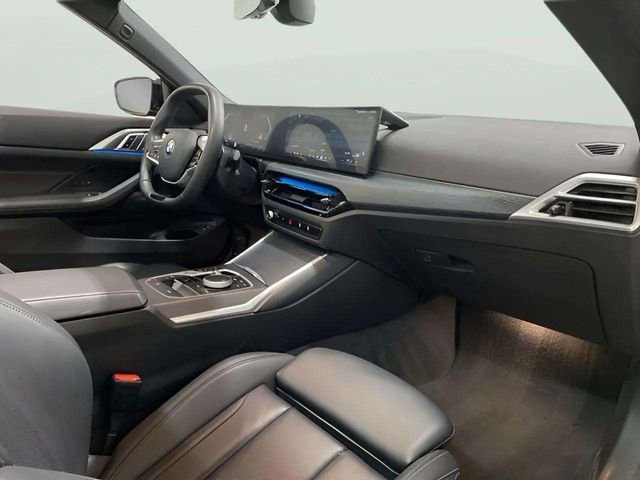 Used 2025 BMW 430i Convertible w/ Premium Package RWD image 91