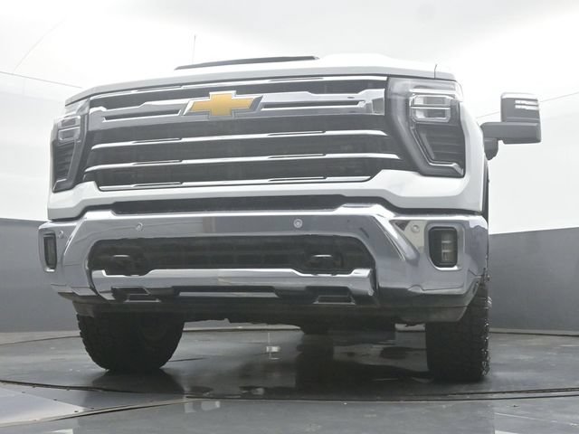 Used 2025 Chevrolet Silverado 2500 LTZ w/ LTZ Premium Package AWD/4WD image 43