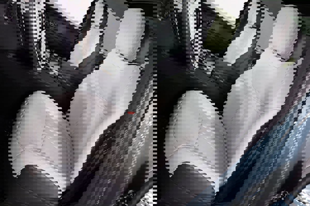 Used 2024 Land Rover Range Rover Sport Dynamic SE image 10