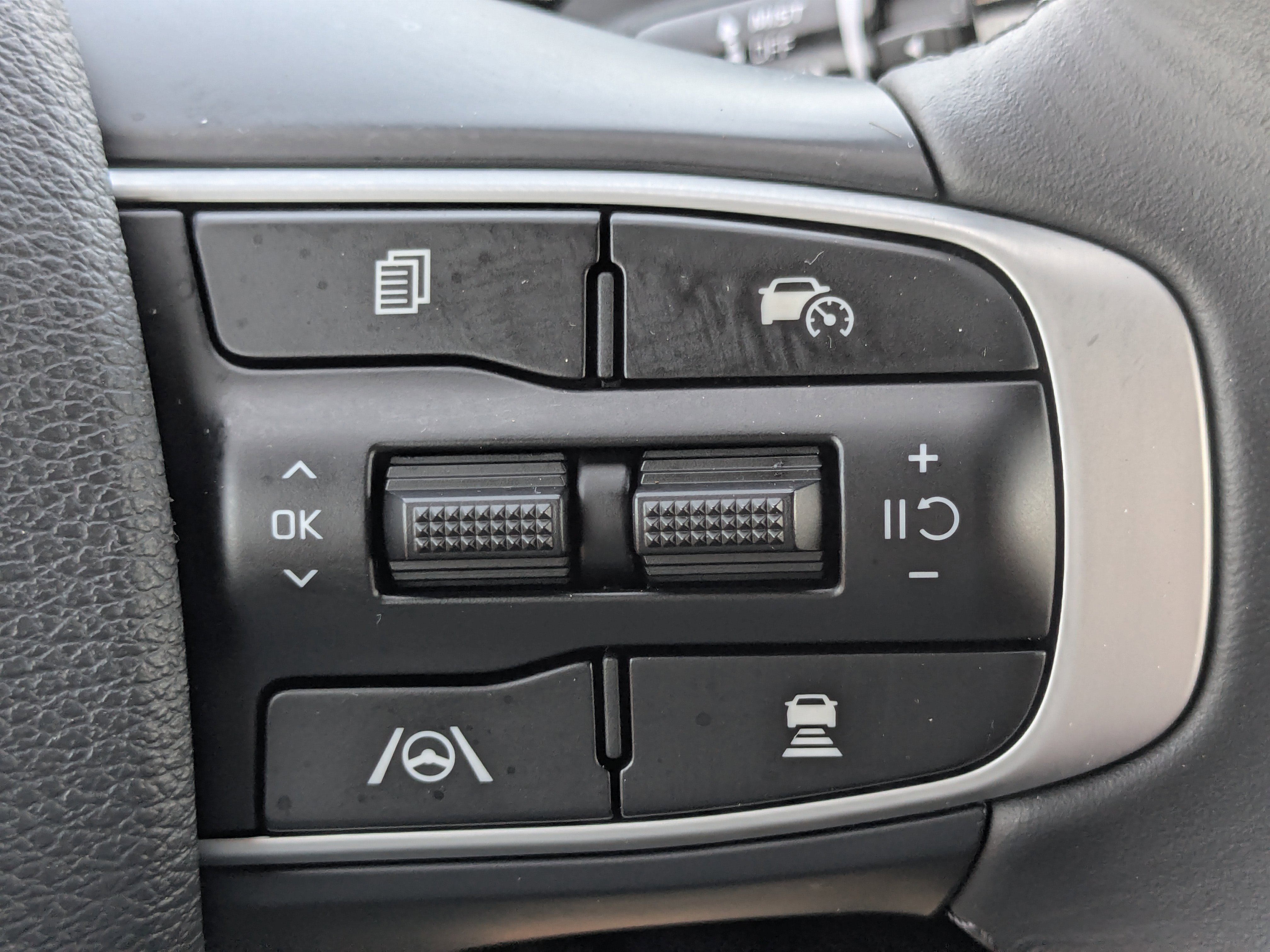 Certified 2024 Kia Sportage SX FWD image 35