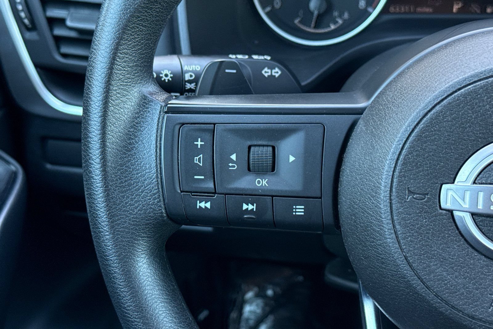 Certified 2024 Nissan Rogue S AWD/4WD image 31