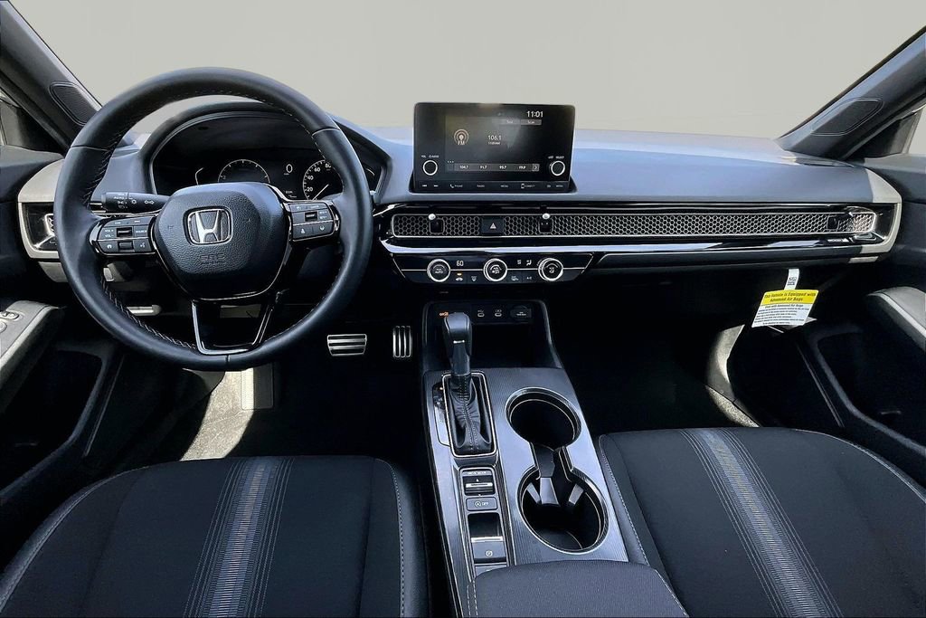 Used 2025 Honda Civic Sport image 7