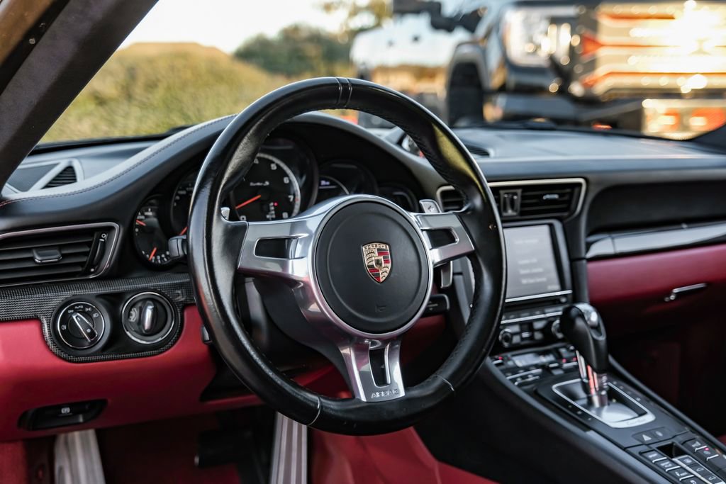 Used 2015 Porsche 911 Turbo S image 12
