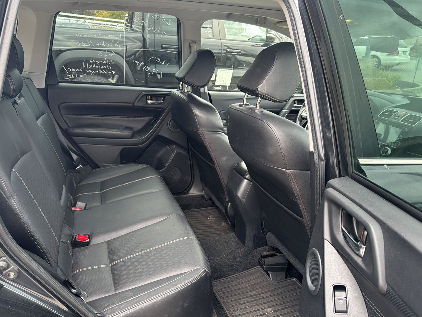 Used 2018 Subaru Forester 2.5i Touring AWD/4WD image 12
