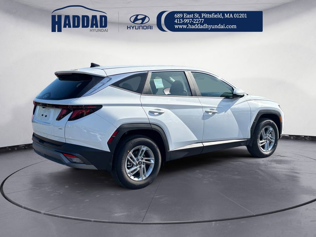 New 2025 Hyundai Tucson SE image 6