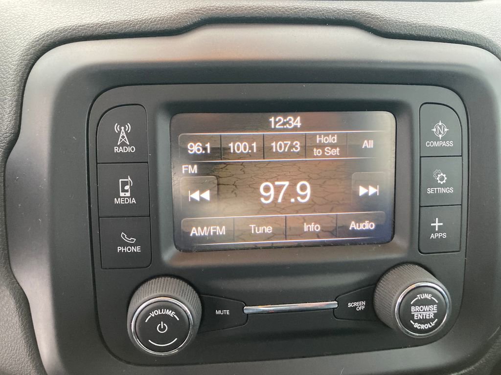 Used 2019 Jeep Renegade Sport image 23