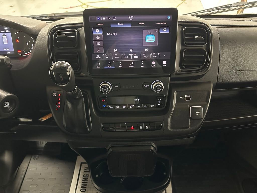 Used 2022 RAM ProMaster 3500 w/ Premium Convenience Group (B) FWD image 23