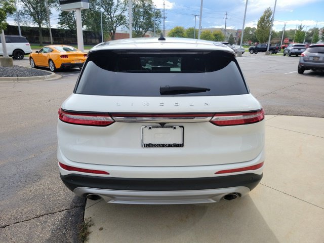 Certified 2024 Lincoln Corsair FWD image 12