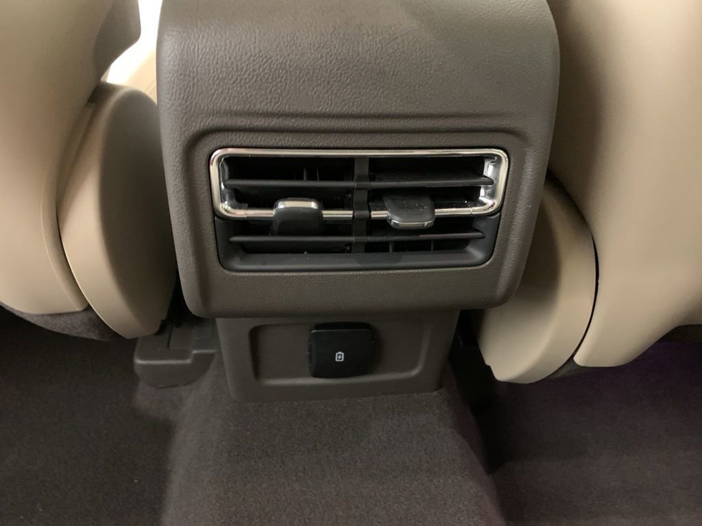 Used 2024 Lincoln Corsair FWD image 33