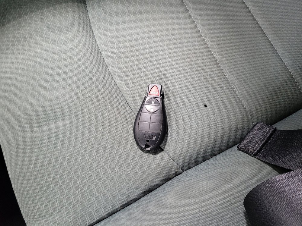 Used 2014 RAM 1500 Classic SLT image 32