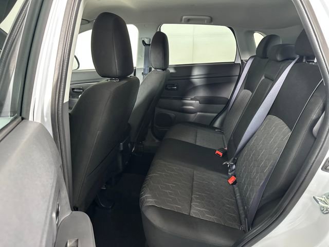 Used 2025 Mitsubishi Outlander Sport LE image 25