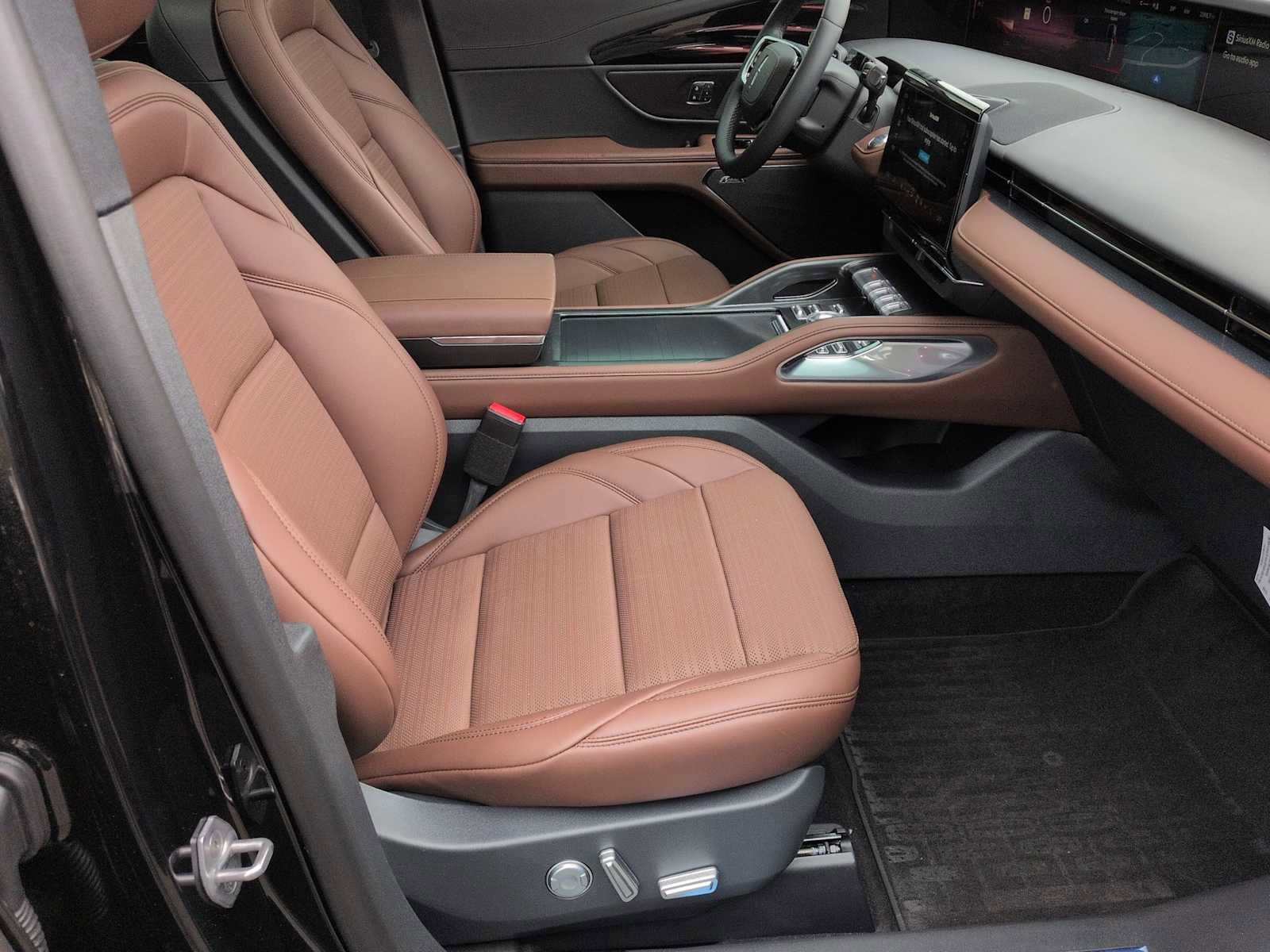 Used 2026 Lincoln Nautilus Reserve w/ Jet Appearance Package AWD/4WD image 24