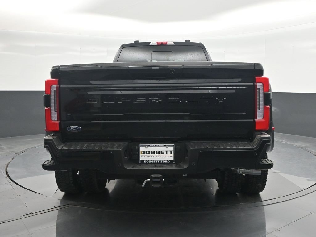 New 2026 Ford F450 Platinum image 17