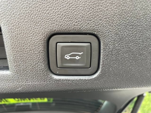 Used 2026 Chevrolet Traverse High Country w/ LPO, Floor Liner Package AWD/4WD image 47
