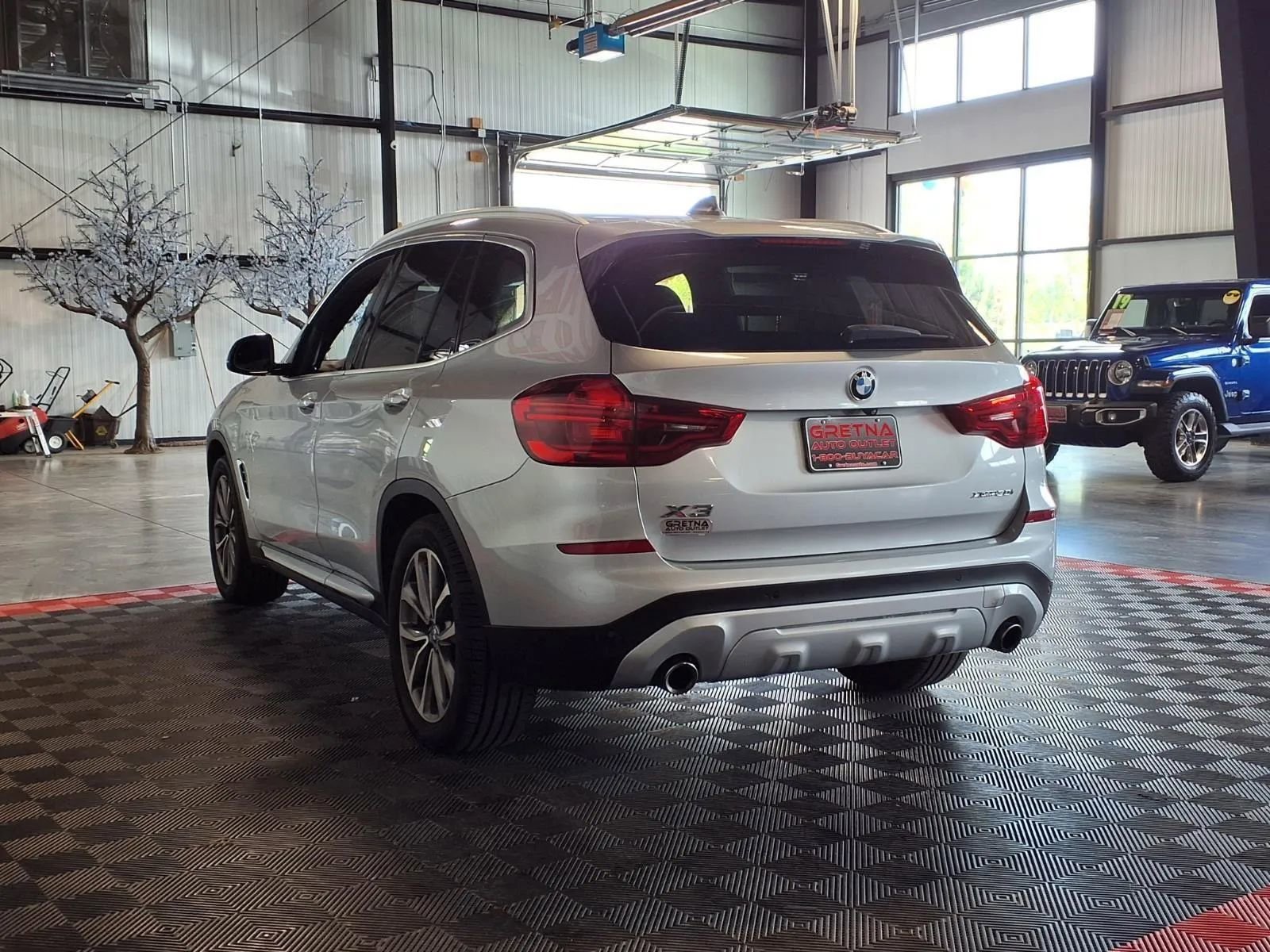 Used 2019 BMW X3 xDrive30i w/ Driving Assistance Package AWD/4WD image 4