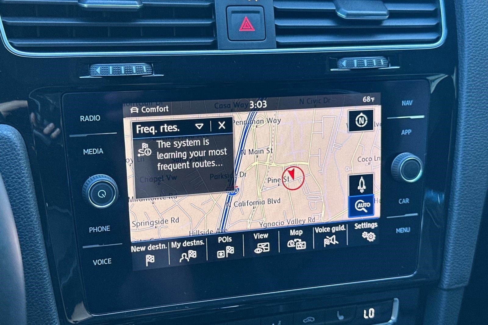 Used 2019 Volkswagen Golf R 4-Door image 24