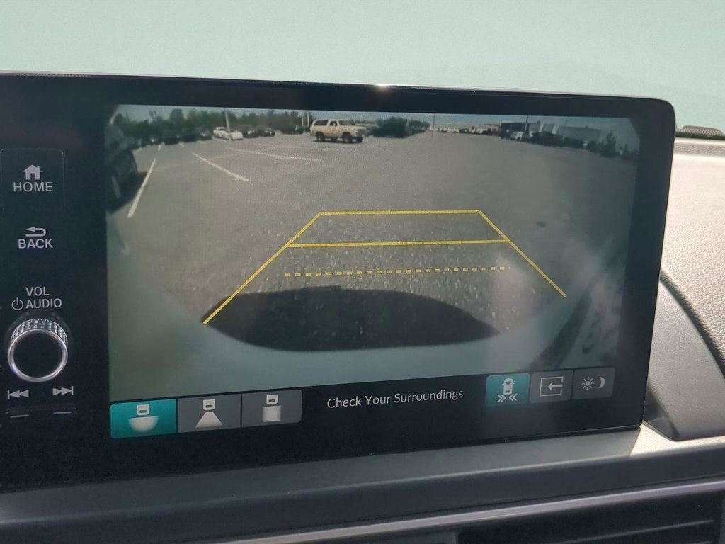 Used 2023 Honda Pilot EX-L image 17