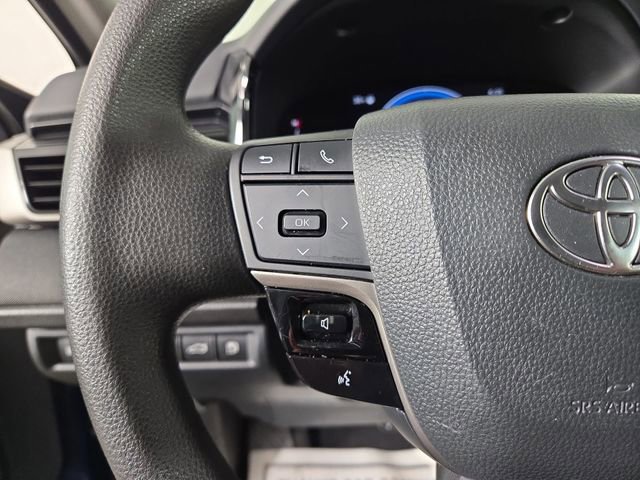 Used 2025 Toyota Camry LE FWD image 22