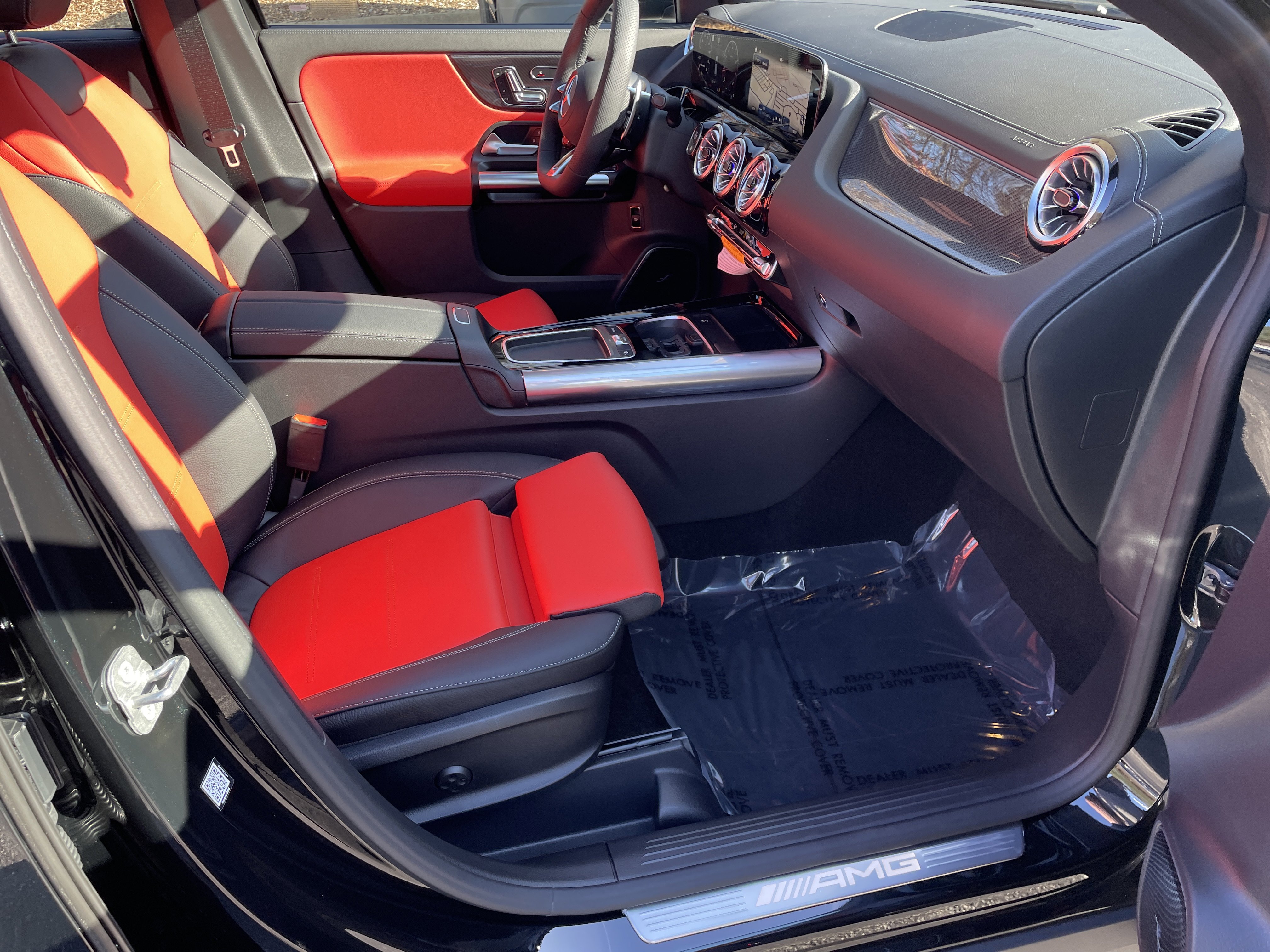 New 2026 Mercedes-Benz GLA 35 AMG 4MATIC image 43