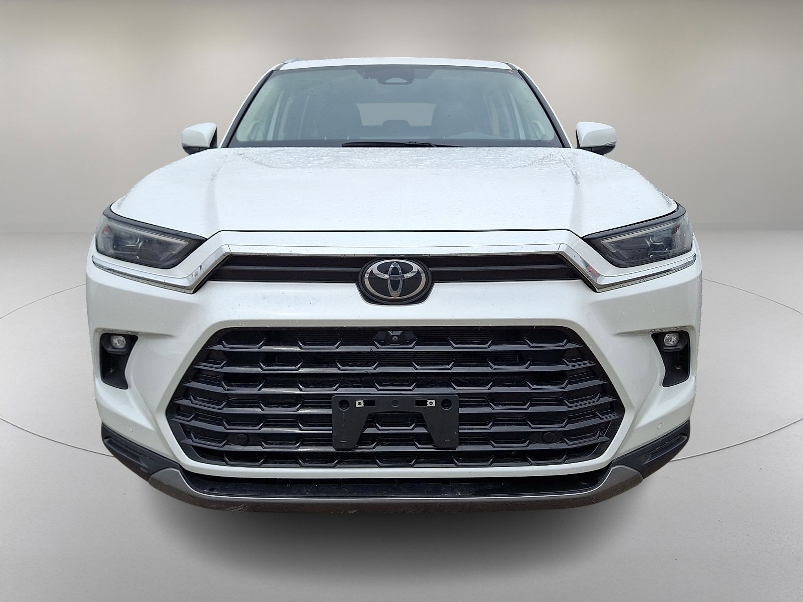 Used 2024 Toyota Grand Highlander Limited image 3