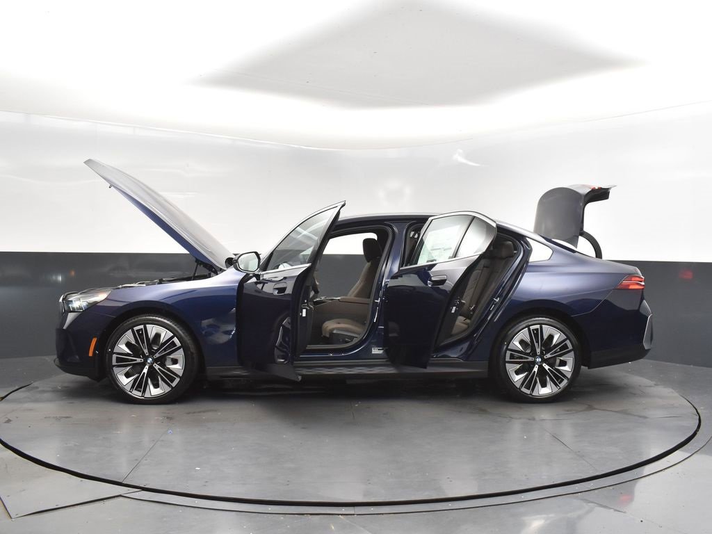 New 2026 BMW 530i w/ Premium Package image 46