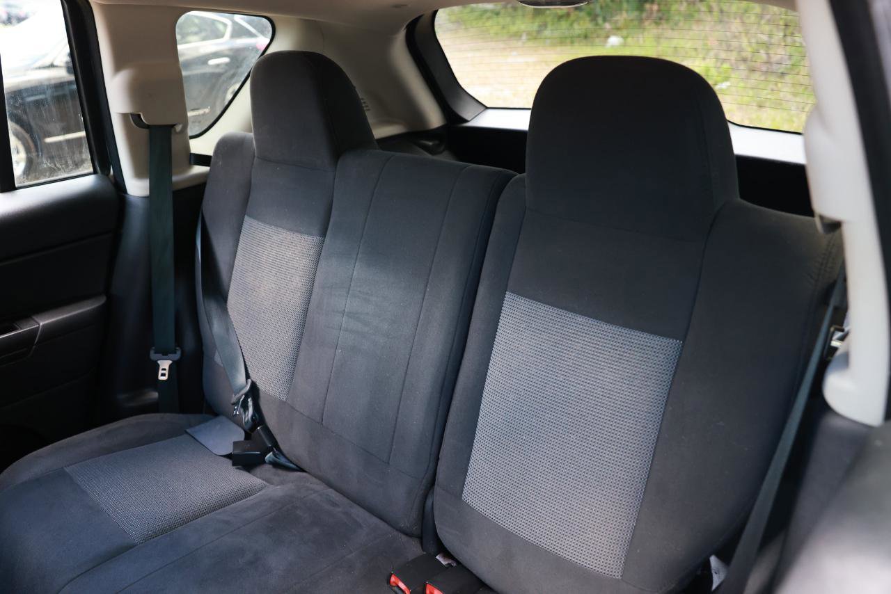 Used 2015 Jeep Compass Sport w/ Power Value Group FWD image 8
