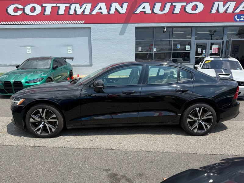 Used 2023 Volvo S60 B5 Core AWD/4WD image 8