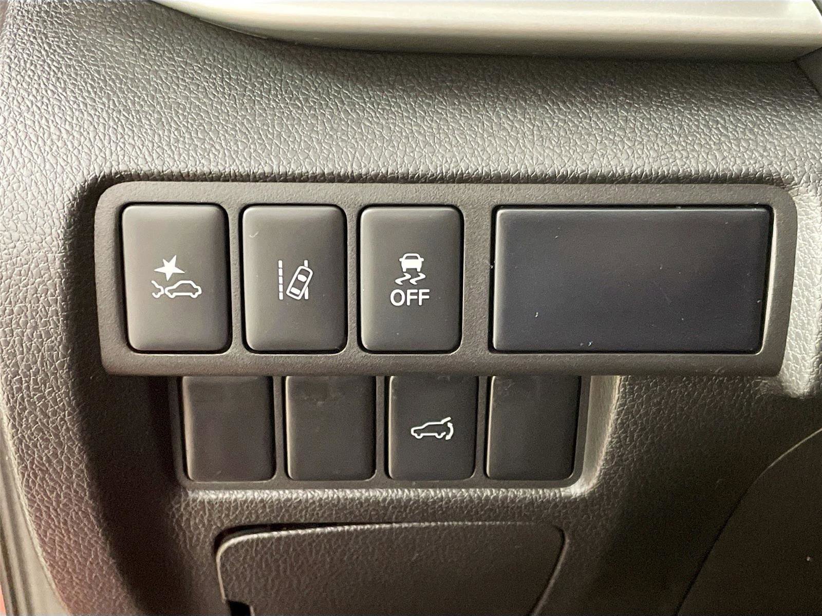 Used 2024 Mitsubishi Eclipse Cross SE image 10