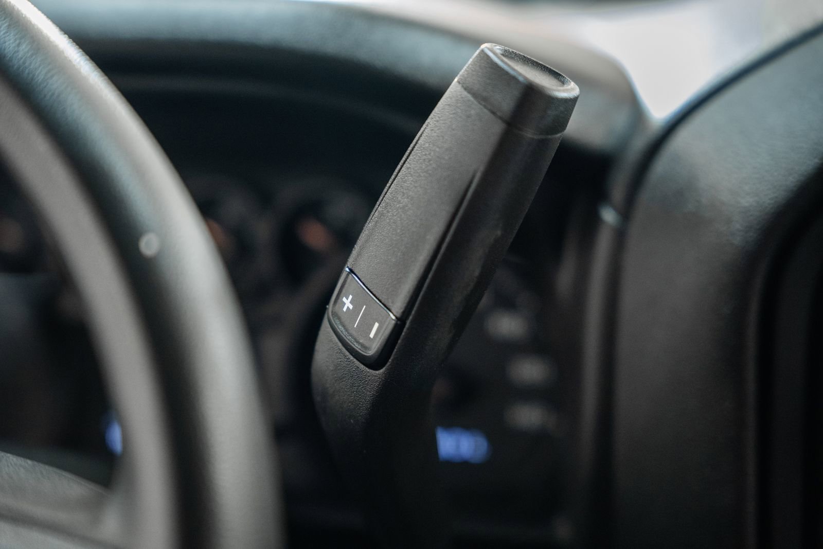 Used 2024 Chevrolet Silverado 2500 Custom image 34