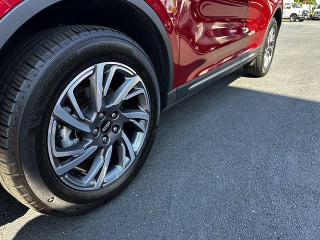 Certified 2023 Lincoln Corsair AWD w/ Equipment Group 101A image 12