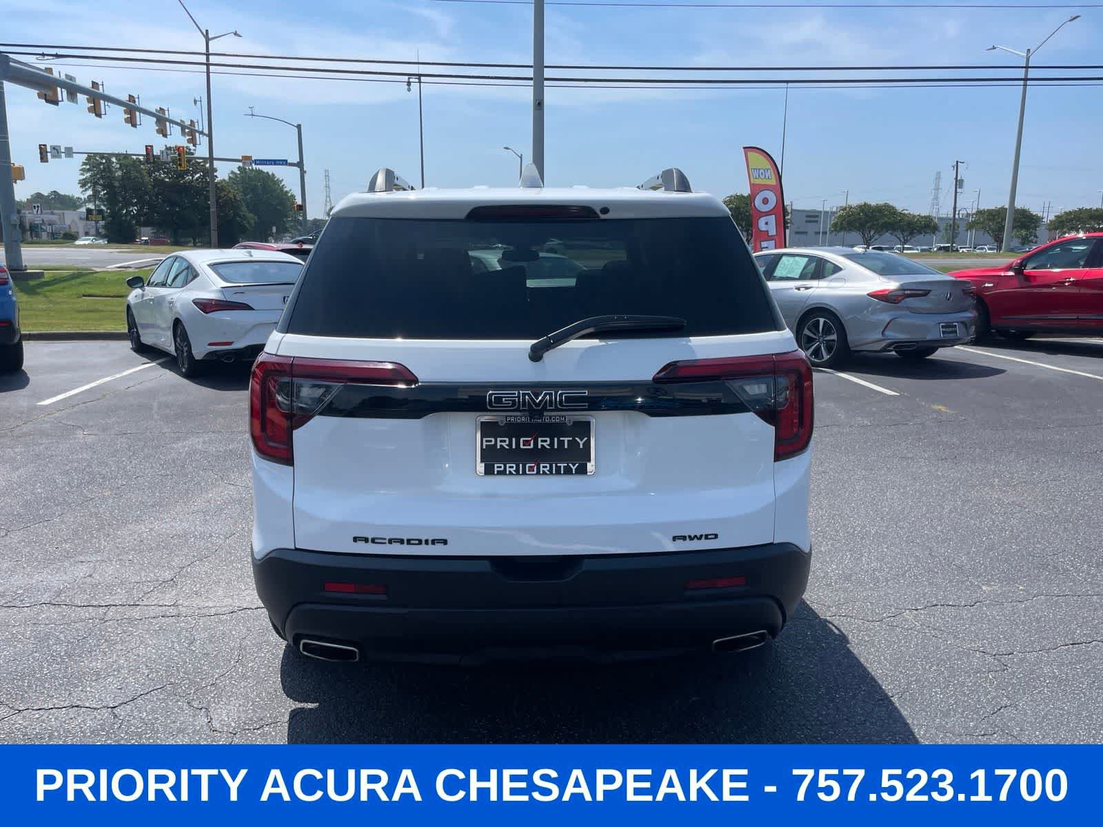 Used 2023 GMC Acadia SLT w/ Elevation Edition AWD/4WD image 4