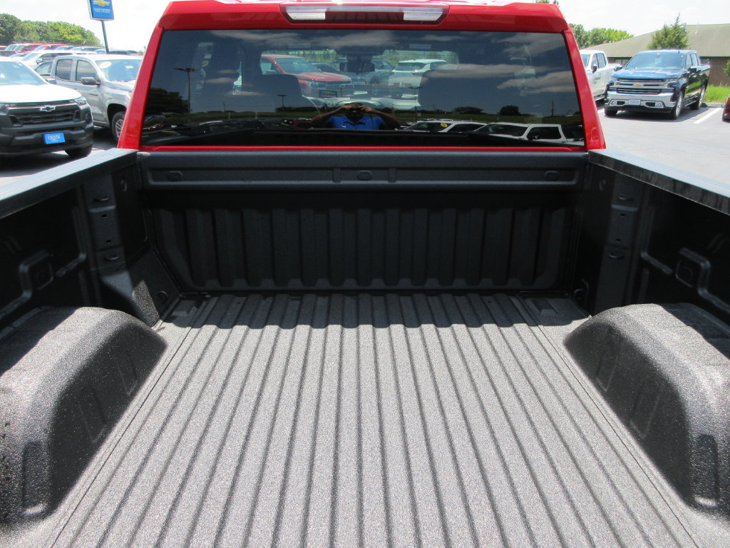 New 2026 Chevrolet Silverado 1500 Custom w/ Turbomax Blackout Package AWD/4WD image 12