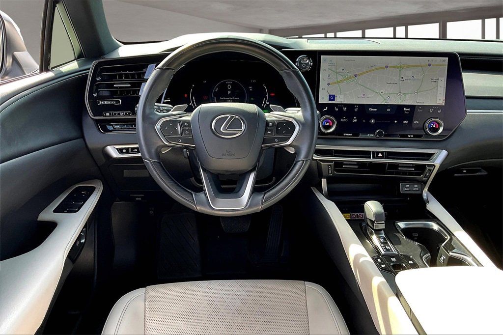 Used 2024 Lexus RX 350 w/ Technology Package image 5