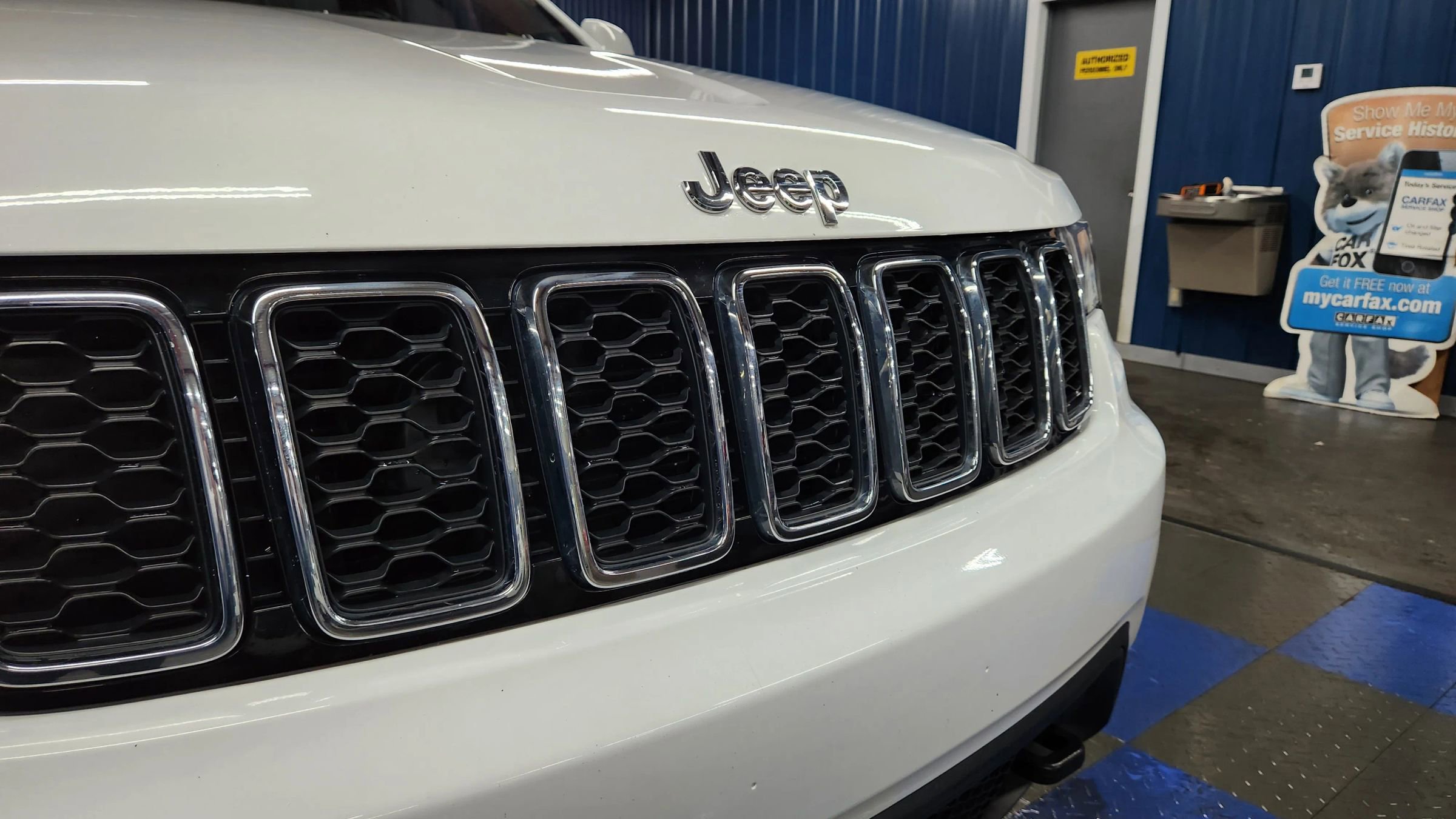 Used 2020 Jeep Grand Cherokee Laredo w/ Quick Order Package 2BN North image 41
